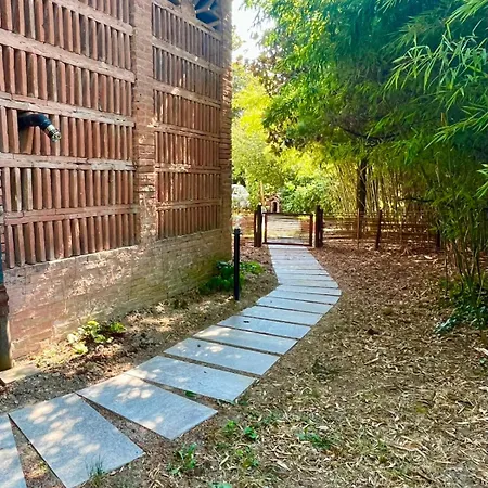Il Casale Di Bubu Private Parking モデナ
